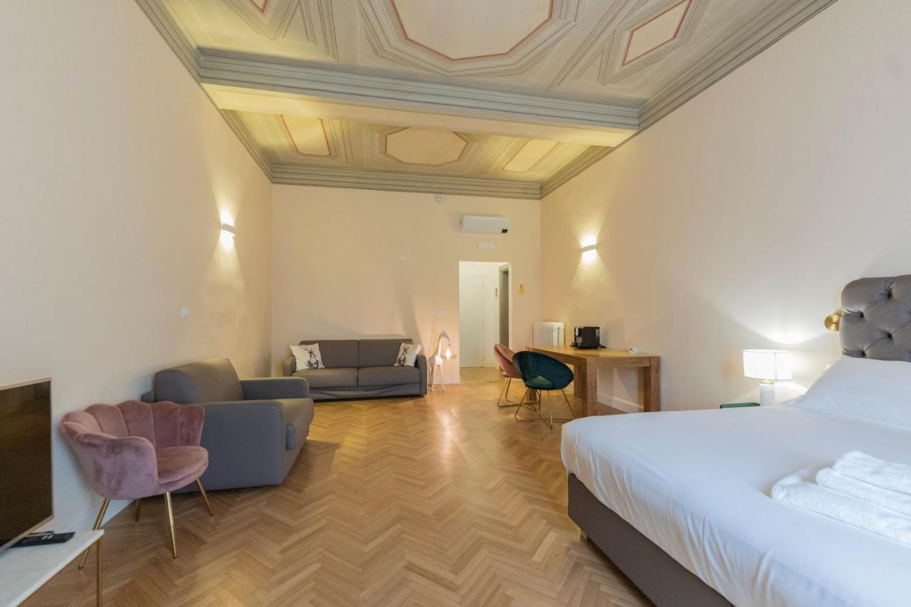 Aldrovandi Luxury Suites And Apartment 볼로냐 외부 사진