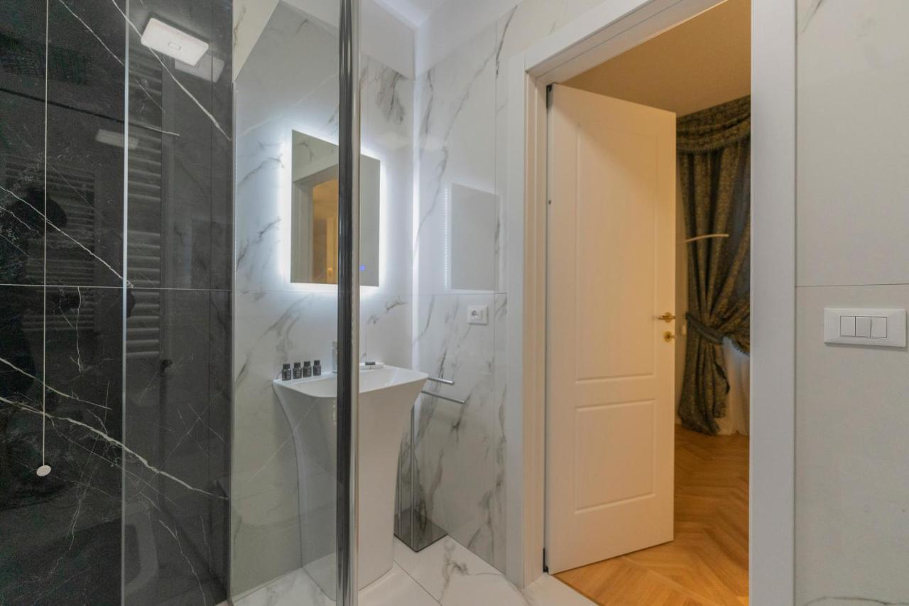 Aldrovandi Luxury Suites And Apartment 볼로냐 외부 사진