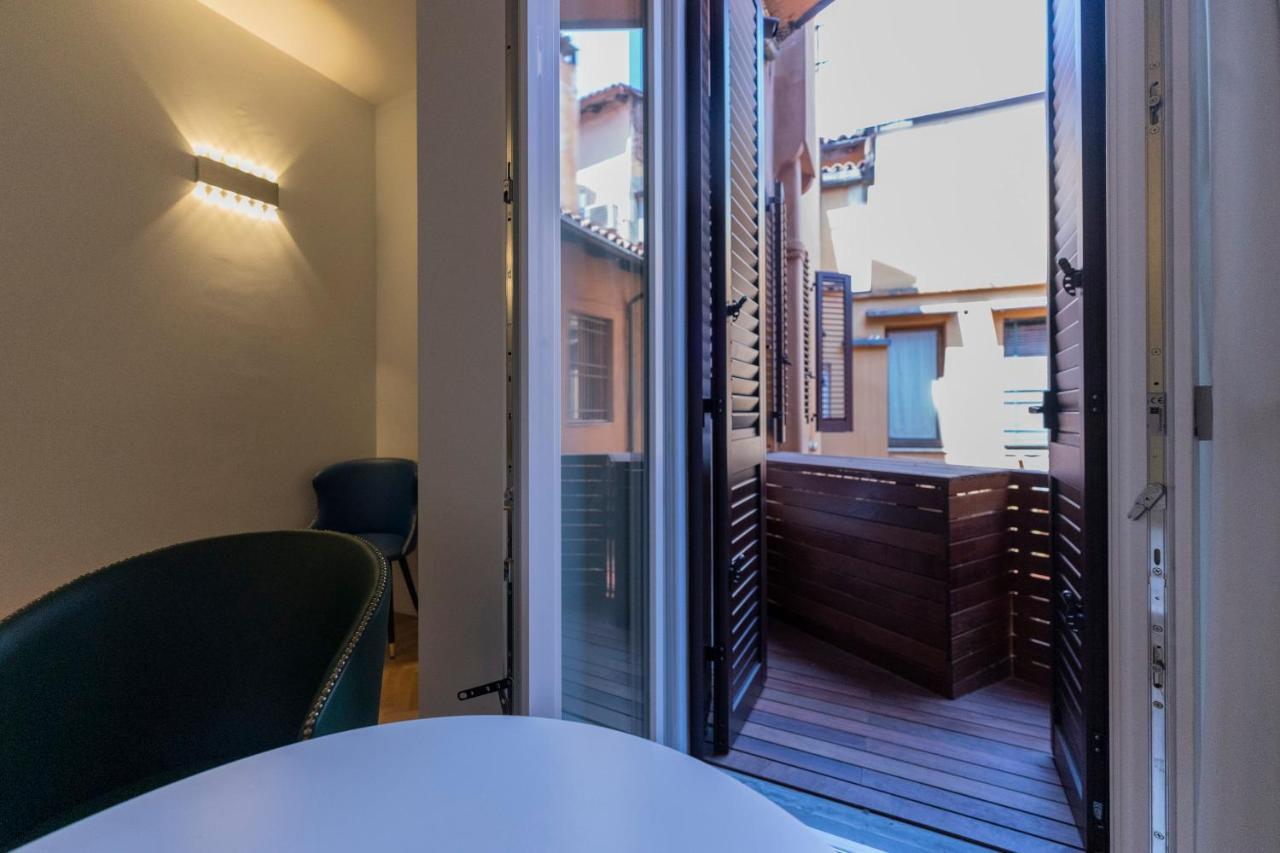 Aldrovandi Luxury Suites And Apartment 볼로냐 외부 사진