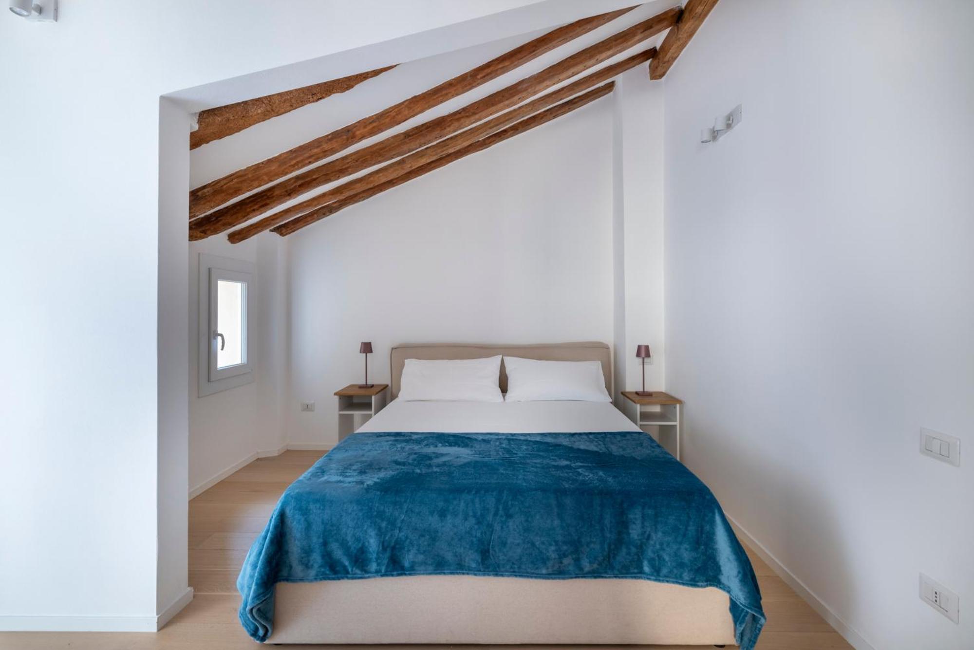 Aldrovandi Luxury Suites And Apartment 볼로냐 외부 사진