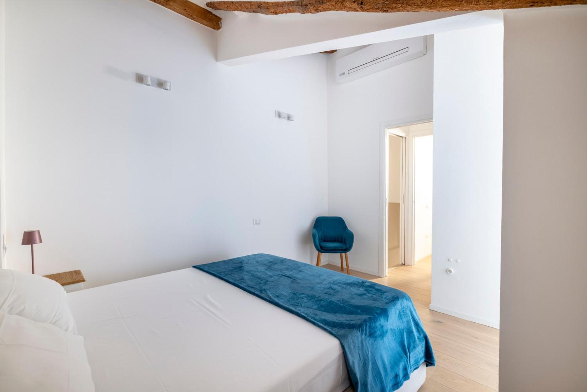 Aldrovandi Luxury Suites And Apartment 볼로냐 외부 사진