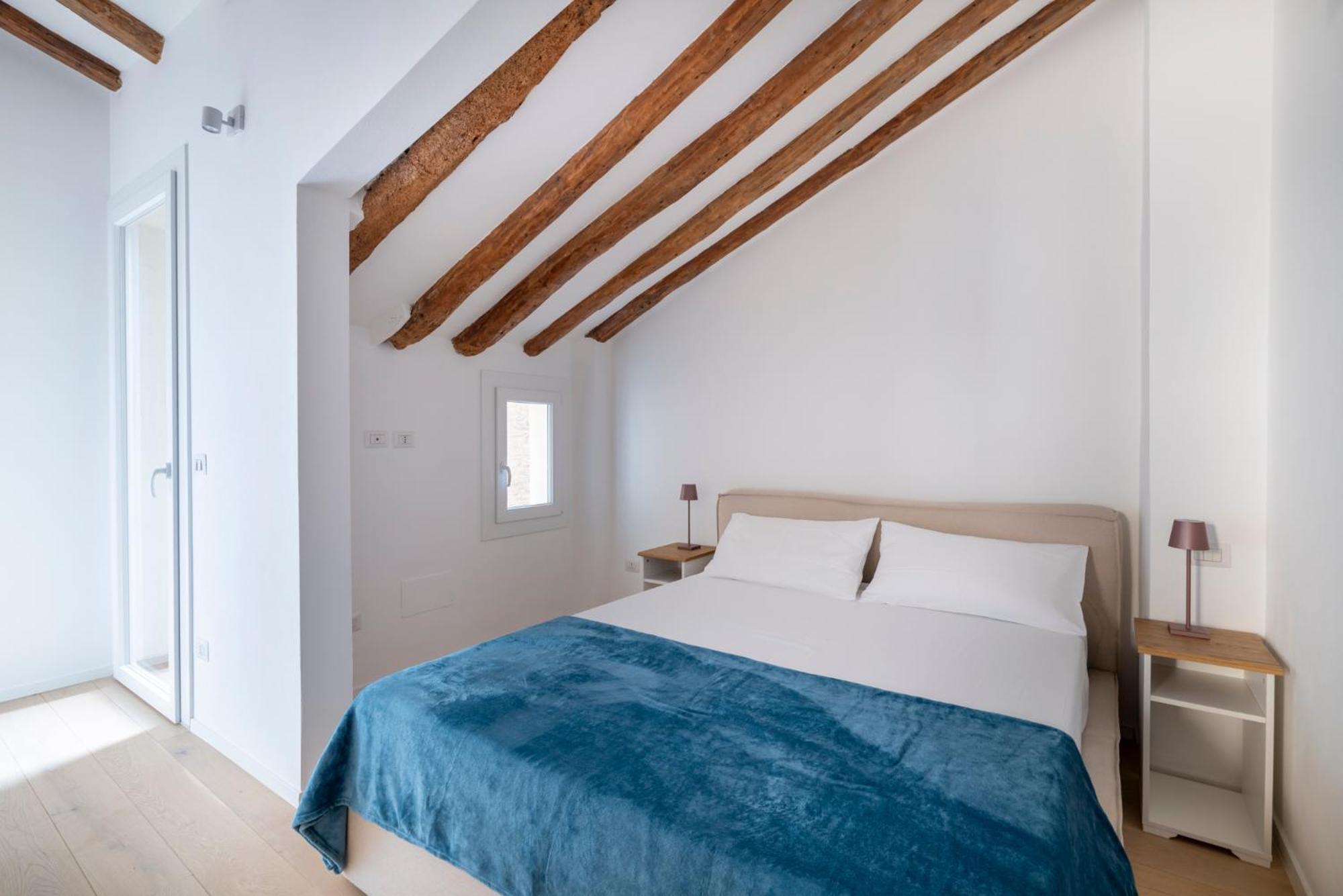 Aldrovandi Luxury Suites And Apartment 볼로냐 외부 사진