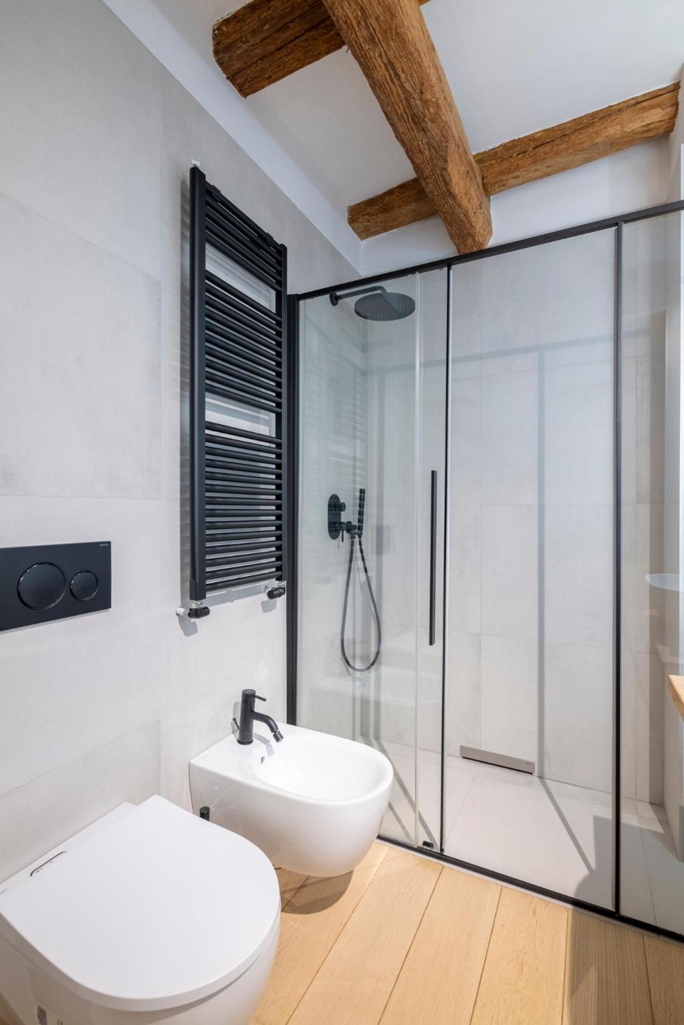 Aldrovandi Luxury Suites And Apartment 볼로냐 외부 사진